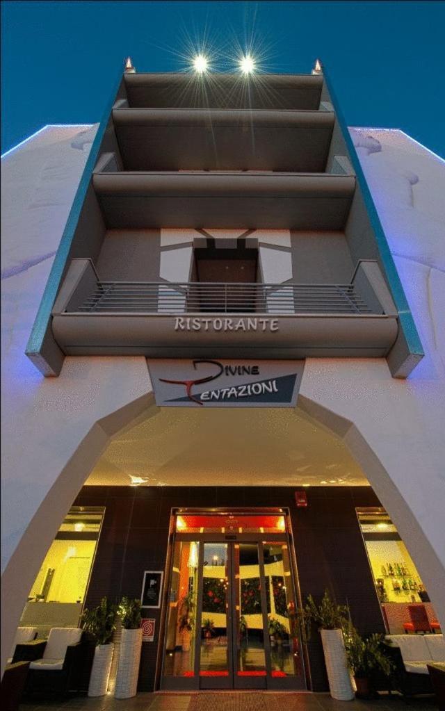 埃登酒店 新萨尔沃 外观 照片